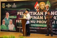 Wakil Gubernur Banten, A Dimyati Natakusumah, memberikan sambutan dalam acara Pelantikan Pengurus Pimpinan Wilayah (PW) Fatayat NU Provinsi Banten masa khidmat 2025–2030.(Dok. Biro Adpimpro Banten). 
