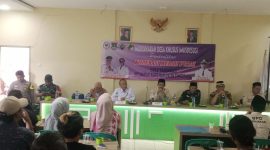 Suasana Musyawarah Desa Khusus (Musdesus) dalam rangka pembentukan Koperasi Merah Putih di Desa Tanjakan, Kecamatan Rajeg, Kabupaten Tangerang. (Dok. Ahmad/Metrosiar) 