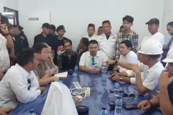 Aknum Kadin Cilegon diduga meminta 5 triliun rupiah tanpa tender ke kontraktor proyek Chandra Asri, Gubernur Banten Andra Soni kecewa. (Foto: Istimewa)