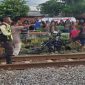 Kecelakaan maut antara KA Malioboro Ekspres menabrak 7 pengendara motor. (x.com/scaryyjournal)