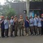 Foto bersama: jajaran Satpol PP Kecamatan Kemiri, Redkar, dan Linmas usai kegiatan rutinitas apel pagi dan Kopdar. (Istimewa). 
