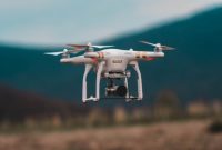 Foto ilustrasi pesawat nirawak atau drone - Otoritas Arab Saudi menggunakan drone untuk memantau jemaah calon haji ilegal. (Unsplash/jaredbrashier)