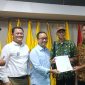 Penyerahan Berkas Pendaftaran Ivan Ahda dok Istimewa 