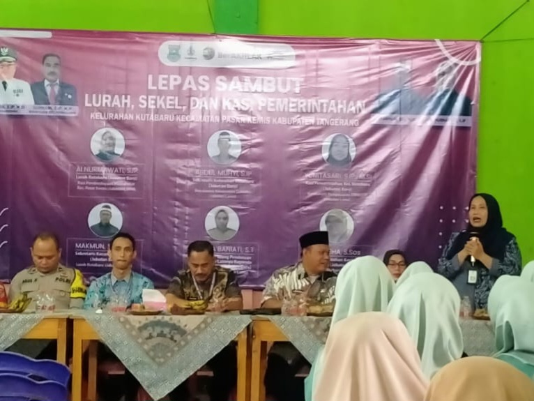 Suasana pelantikan Lurah Kutabaru, Tangerang, Ai Nurmayati, S.IP. (Dok. Metrosiar) 