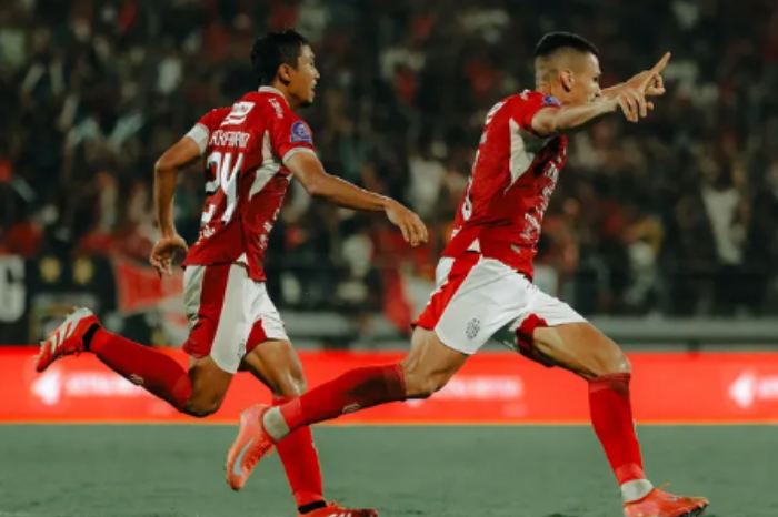 Selebrasi Pemain Bali United usai membobol gawang Persik Kediri dalam laga perdana BRI Super League 2025-2026. (Instagram.com/baliunitedfc)