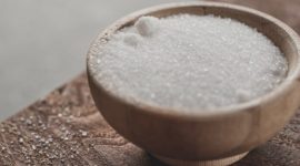 Ilustrasi foto gula – distribusi gula hasil petani lokal dikelola oleh Danantara melalui ID FOOD. (Unsplash/Faran Raufi)