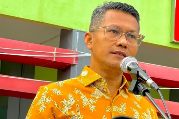 Kemenperin meninjau dampak pembatasan gas bumi HGBT di PT Doulton Tangerang ratusan karyawan dirumahkan akibat pasokan gas industri terbatas.(Instagram/febrihendri)