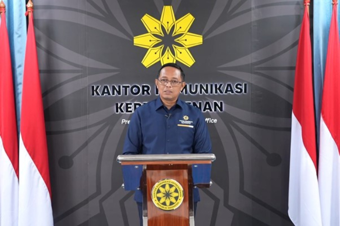 Istana tanggapi demo 25 Agustus di DPR. Potret Hasan Nasbi imbau aksi tetap tertib tanpa merusak, meski kebebasan berpendapat dijamin UU. (Tangkapan layar YouTube Kantor Komunikasi Kepresidenan)
