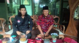 PNIB serukan perlawanan intoleransi, penguatan Pancasila, dan retrospeksi 80 tahun kemerdekaan demi persatuan bangsa Indonesia. Potret Ketua Umum PNIB Gus Wal (kiri). (Istimewa)