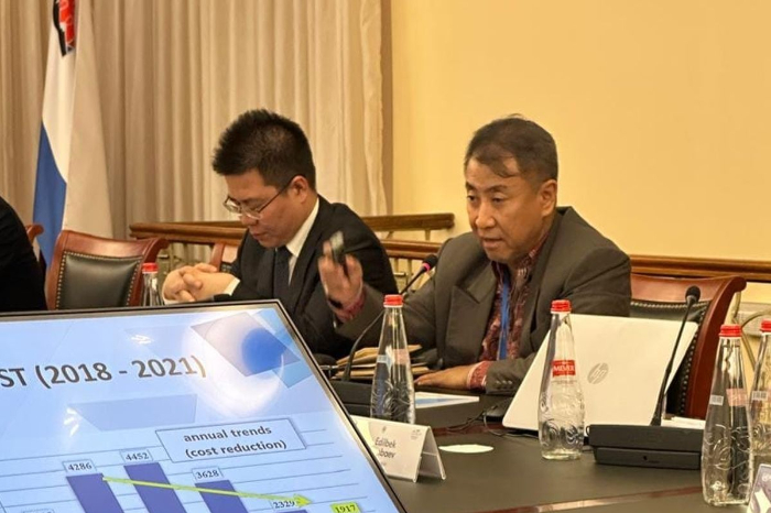 Riki Ibrahim mempresentasikan strategi energi Indonesia pada Dialog Kebijakan UN ESCAP di Kamchatka, Rusia. (Dok. Riki Ibrahim)