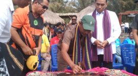 Wakil Bupati Ngada Bernadinus Dhey Ngebu resmikan Desa Wogo sebagai Desa Edu-Eco Wisata pertama, jadi role model kearifan lokal dan pemberdayaan masyarakat. (Foto: Frans Dhena)