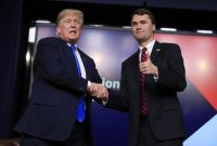 Donald Trump dan pemimpin dunia berduka atas tewasnya Charlie Kirk (kiri), aktivis konservatif AS yang ditembak saat berpidato di Utah Valley University. (X.com/@Angelique)