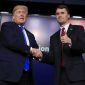 Donald Trump dan pemimpin dunia berduka atas tewasnya Charlie Kirk (kiri), aktivis konservatif AS yang ditembak saat berpidato di Utah Valley University. (X.com/@Angelique)