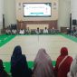 Kecamatan Kemiri Rutin menggelar Pengajian setiap Malam Jumat, Kegiatan yang diadakan setiap pekan ini dimulai pukul 20.00 WIB dan berlangsung di Aula kantor Kecamatan Kemiri hingga selesai, Kamis malam (25/09/25).

Acara pengajian ini dihadiri oleh para tokoh agama, masyarakat sekitar, serta jajaran aparatur Kecamatan Kemiri. Suasana berlangsung khidmat, dengan jemaah laki-laki dan perempuan duduk melingkar, mendengarkan tausiyah serta lantunan doa bersama. (Dok. Istimewa)