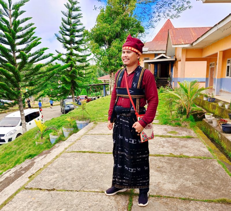 Ketua STKIP Citra Bakti Ngada, Dr. Dek Ngurah Laba Laksana, M.Pd