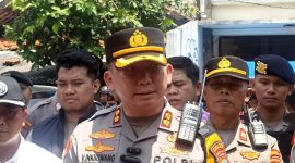 Ledakan di Pamulang merusak 8 rumah dan melukai 7 orang. Polisi tengah melakukan olah TKP dan mengevakuasi warga. Simak kronologi dan dampaknya di sini. Tampak Kapolres Tangerang Selatan AKBP Victor Inkiriwang. (DOK. Istimewa)