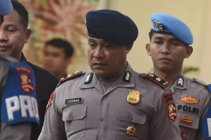 Foto Ilustrasi - Lebih dari 34 ribu orang tanda tangani petisi online menolak pemecatan Kompol Cosmas Kaju Gae oleh Polri, dukungan warga Ngada terus mengalir. (DOK. Antara)