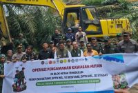 Pemulihan TNGL dimulai, sawit ilegal ditumbangkan, lahan direstorasi, dan masyarakat dukung kembalikan fungsi hutan konservasi. (Foto: Dok. kehutanan.go.id)