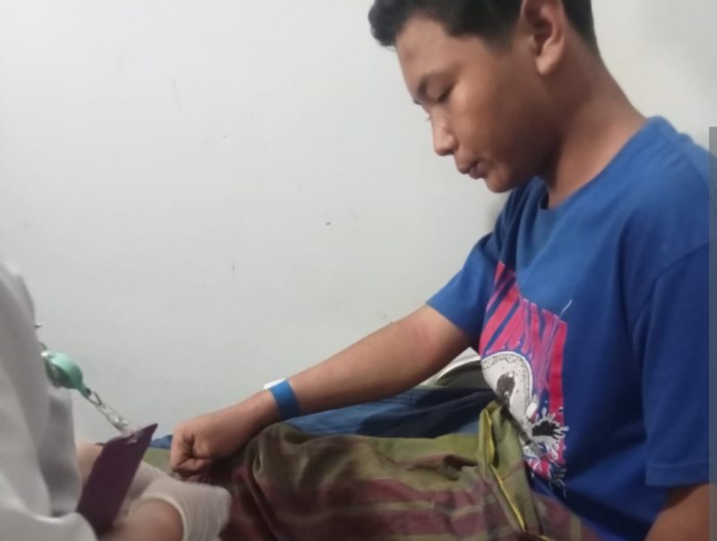 Foto: Seorang warga  Kecamatan Kemiri, Muhamad Rizki Badillah, menjalani perawatan intensif di RS Uni Medika Sepatan akibat terjangkit DBD. (Dok. YS) 
