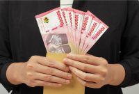 Foto Ilustrasi - Polemik Tunjangan Perumahan DPRD Tangerang Berakhir, Kenaikan Dibatalkan Usai Dikritik Publik. (Canva)