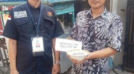 Tim P3H Squad Nusantara berkunjung ke pelaku usaha kuliner tradisional “Bubur Kacang Hijau Bujo Utang Yasin” untuk memberikan pendampingan sertifikasi halal.