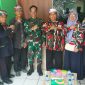 Ketua MAC Laskar Merah Putih Rajeg, Nursadi (Bang Ambon), bersama jajaran pengurus saat bersilaturahmi dengan Danramil 12 Rajeg Kapten Teguh di Makoramil Rajeg, Kabupaten Tangerang.