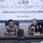 Plh Kabidhumas Polda Banten, AKBP Meryadi, bersama perwakilan Ditlantas memberikan paparan dan membuka ruang dialog dengan media terkait potensi gangguan serta strategi komunikasi publik menjelang Nataru 2025–2026.
