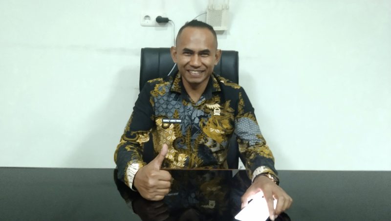 Wakil Ketua DPRD Ngada, Rudolf Agros Wogo. (Foto: Elfrat Frans Dhena).