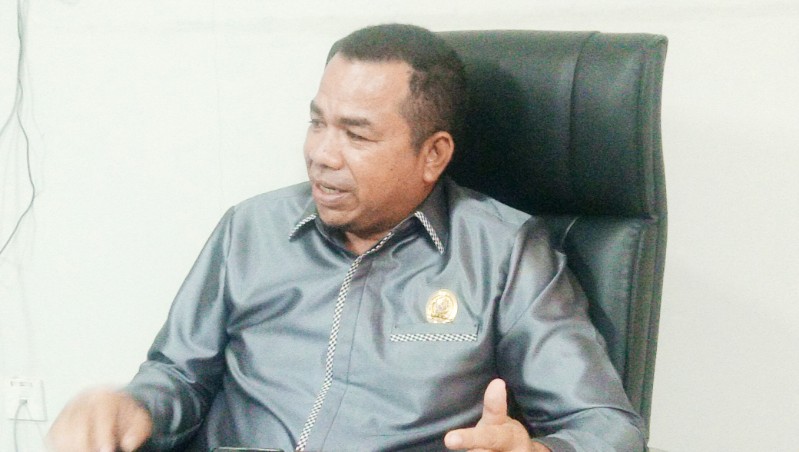 Ketua DPRD Ngada, Romilus Juji (Foto: Elfrat Frans Dhena).