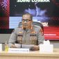Plh. Kabid Humas Polda Banten AKBP Meryadi menyampaikan keterangan pers terkait mutasi dan penyegaran organisasi di lingkungan Polri, Serang.