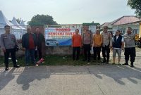 Jajaran Polsek Mauk bersama unsur Pemerintah setempat Meninjau Banjir yang berada di Kecamatan Kemiri(dok.istimewa)