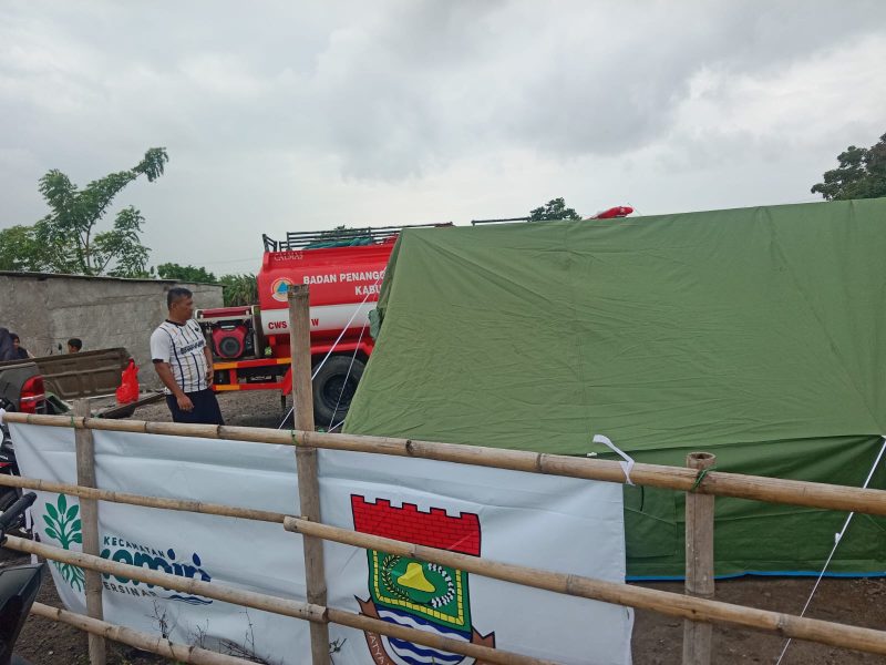 Tenda darurat 