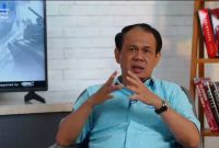 Mahfuz Sidik saat memaparkan analisis geopolitik global dan potensi ancaman Perang Dunia III dalam Kajian Pengembangan Wawasan DPP Partai Gelora Indonesia.