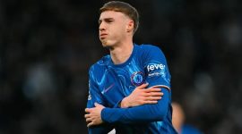 Pemain Chelsea Cole Palmer merayakan keberhasilannya mencetak gol pada pertandingan kontra Fulham di Stadion Stamford Bridge, London, Kamis (26/12/24). (X.com/@ChelseaFC)