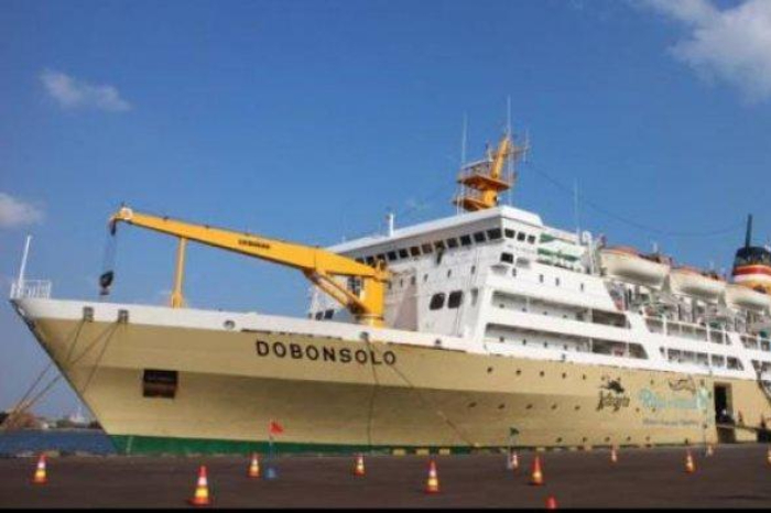 Simak jadwal kapal Pelni KM Dobonsolo terbaru bulan Januari 2026 (Voyage 01.2026). Lengkap dengan jam tiba dan berangkat untuk rute Sorong, Serui, Jayapura, Ambon, Makassar, Surabaya, hingga Tanjung Priok.
