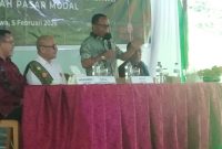 Bupati Ngada, Raymundus Bena (berdiri) saat memberikan sambutan ketika meluncurkan Galeri Investasi Digital BEI STIPER FB (Foto: Elfrat Frans Dhena)