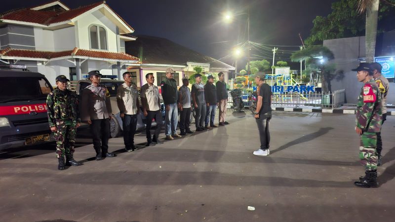 Apel sebelum melakukan patroli(Rizky/Metrosiar)