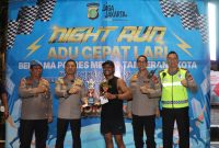Night run polisi dan warga di Taman Elektrik Tangerang jadi cara kreatif Polres Metro Tangerang Kota mencegah tawuran remaja(Humas Polri)