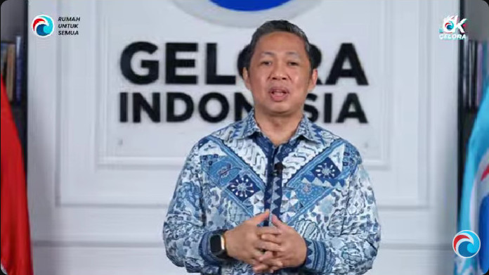 Ketua Umum Partai Gelora, Anis Matta, menyampaikan arahan kepada anggota baru dalam kegiatan OK Gelora sebagai bagian dari program rekrutmen 1,5 juta anggota menuju Pemilu 2029.