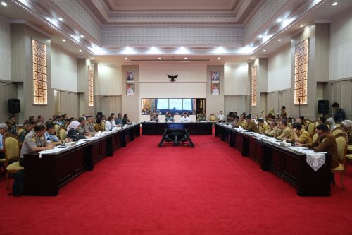 Suasana kegiatan Studi Strategis Dalam Negeri (SSDN) Program Pendidikan Penyiapan dan Pemantapan Pimpinan Nasional (P4N) LXIX Tahun 2026 yang diikuti peserta Lemhannas RI bersama jajaran Polda Banten dan pemerintah daerah di Pendopo Gubernur Banten.