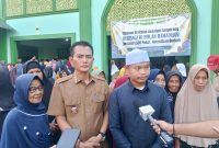 Yayasan Al Ikhlas Assalam Tangerang membagikan 1.500 paket Ramadhan kepada warga di tujuh desa Kecamatan Kemiri. Aksi sosial ini mempererat kebersamaan(Rizky/Metrosiar)