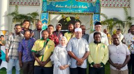 Momen kebersamaan Pemuda Katolik Komda Papua bersama Gubernur Papua dalam suasana hangat silaturahmi Idul Fitri 1447 H di Gedung Negara, Jayapura.