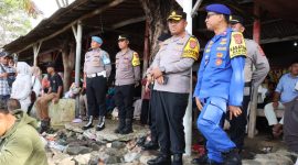 Kombes Pol Andi Muhammad Indra Waspada Amirullah bersama jajaran melakukan pemantauan langsung aktivitas masyarakat di kawasan Pulo Cangkir.