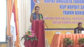 Asisten 2 Setda Ngada, Nicolaus Noywuli Hadir Mewakili Bupati Ngada Membuka RAT Kopdit Setiawan Tahun Buku 2025. (Foto: Elfrat Frans Dhena)