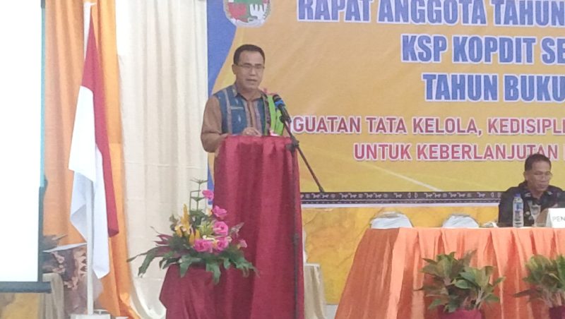 Asisten 2 Setda Ngada, Nicolaus Noywuli Hadir Mewakili Bupati Ngada Membuka RAT Kopdit Setiawan Tahun Buku 2025. (Foto: Elfrat Frans Dhena)
