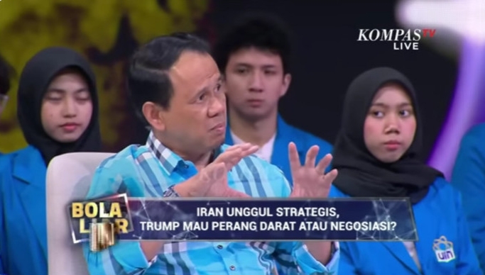 Mahfuz Sidik saat menjadi narasumber dalam diskusi Bola Liar Kompas TV membahas dinamika konflik Iran dan Amerika Serikat di Jakarta, Jumat (27/3/2026).