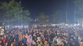 Ratusan jamaah menghadiri dan mengikuti rangkaian kegiatan Haul Syeikh Nawawi Al Bantani ke-133 di kawasan Tanara, Kabupaten Serang.