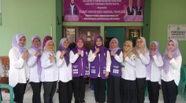 Jajaran kader Posyandu Matahari 14 Kelurahan Kutabumi berfoto bersama usai kegiatan dalam rangka Hari Posyandu Nasional 2026.