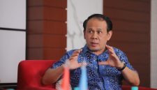 Mahfuz Sidik saat menyampaikan pandangannya terkait isu penculikan WNI dalam misi kemanusiaan Global Sumud Flotilla 2026.