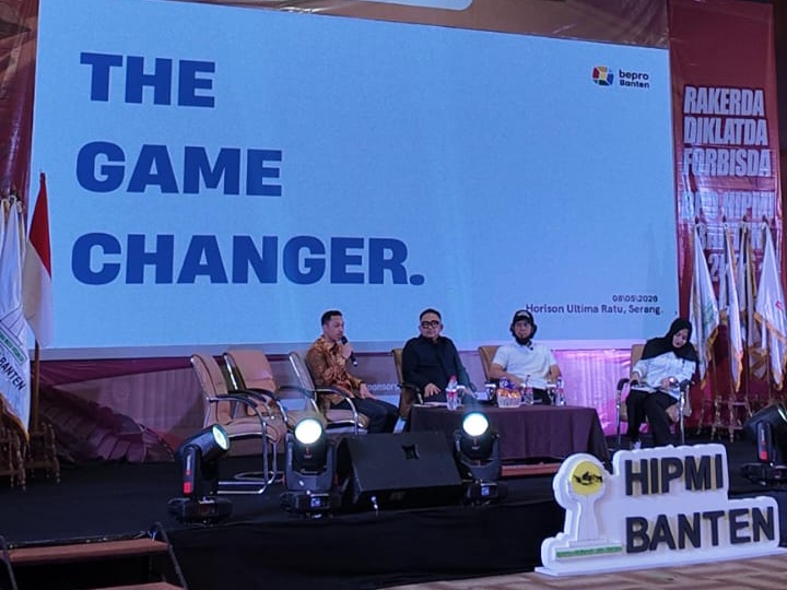 Kawendra, laja lapian, deryansha azhari, raka aditya, mayang dok. Panitia